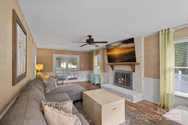 Gastonia, NC 28056,105 Brimwood CT