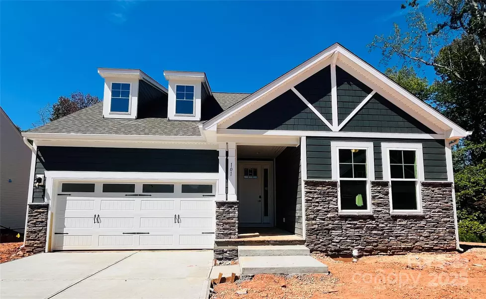 101 N Inneswood LN, Mooresville, NC 28115