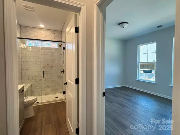 Mooresville, NC 28115,101 N Inneswood LN