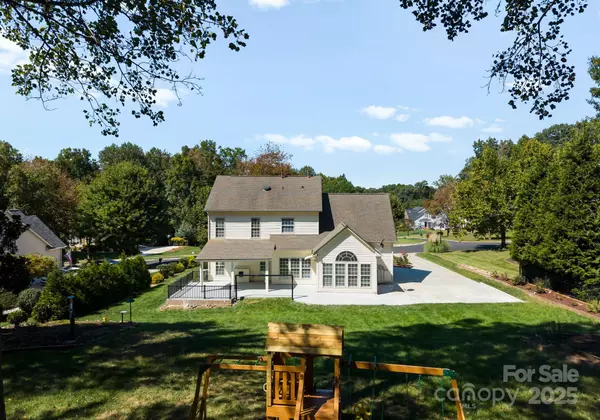 Mooresville, NC 28115,129 Huntly LN