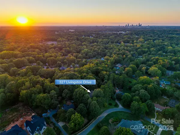 Charlotte, NC 28211,327 Livingston DR