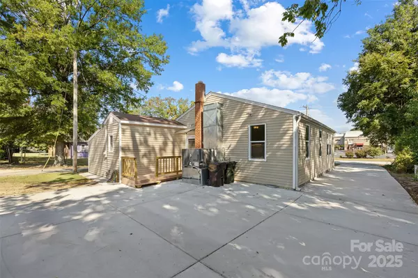 Rock Hill, SC 29730,416 Locust ST