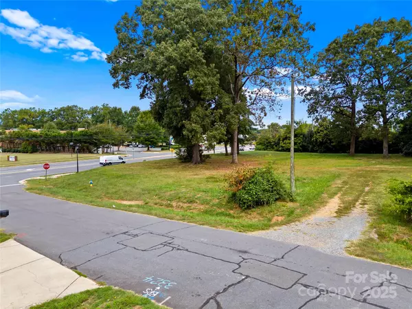 Matthews, NC 28105,13103 Blacksmith CT #Lot 3