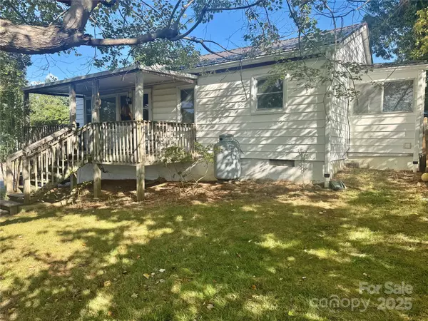 Candler, NC 28715,8 Donna DR