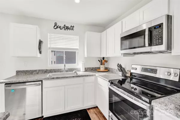 Concord, NC 28025,1197 Tangle Ridge DR