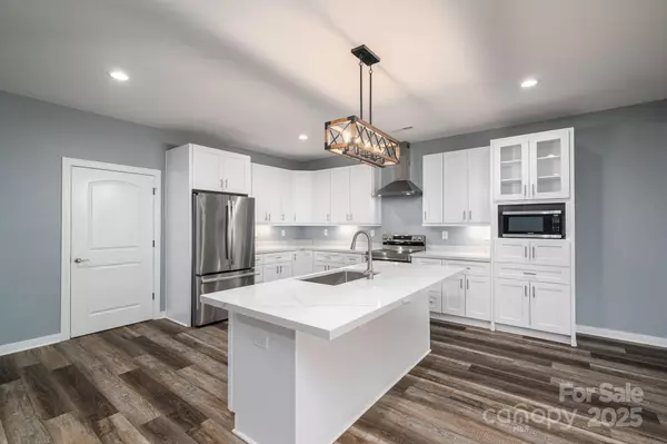 Lincolnton, NC 28092,140 Shields DR