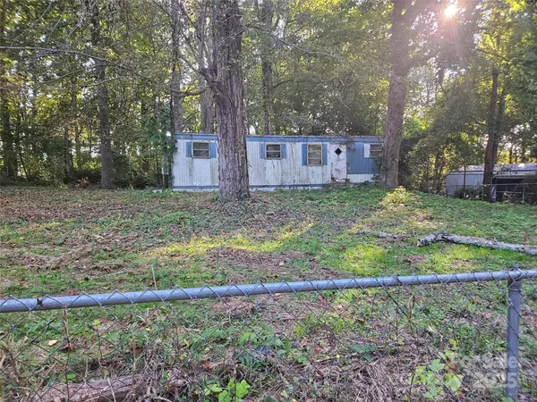 Morganton, NC 28655,109 Highlander ST