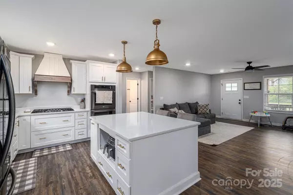 Vale, NC 28168,7430 Houser Farm RD