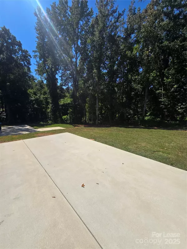 Waxhaw, NC 28173,Address not disclosed