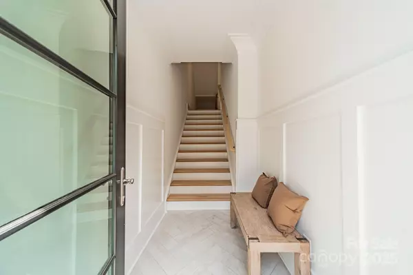 Charlotte, NC 28270,6121 Berryhill Towns DR