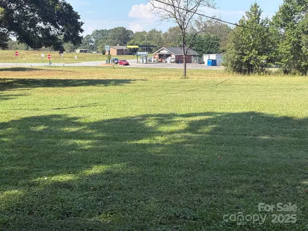 Shelby, NC 28152,507 Poplar Springs Church RD