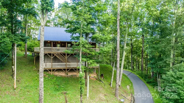 Mars Hill, NC 28754,70 Double Back LN