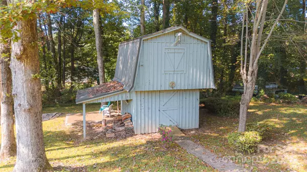 Morganton, NC 28655,307 Maplewood DR