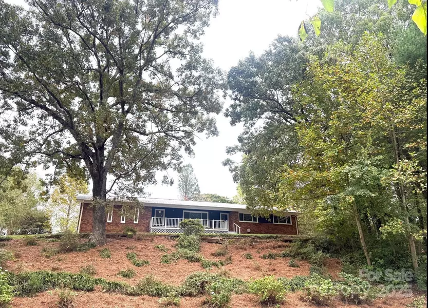 106 Candlewood DR, Kings Mountain, NC 28086