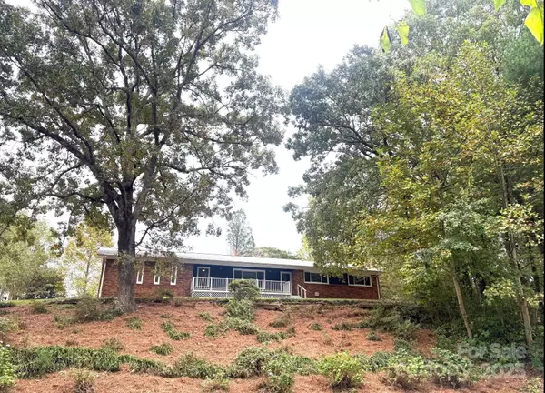 106 Candlewood DR, Kings Mountain, NC 28086