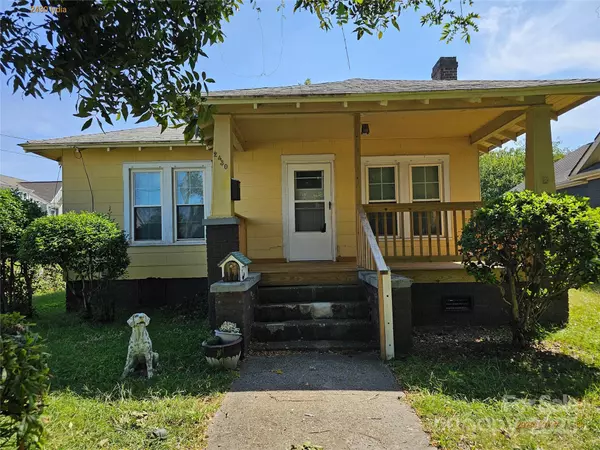 2430 Lydia AVE, Charlotte, NC 28205