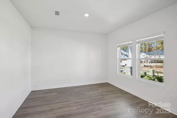 Salisbury, NC 28144,132 Pantego PL