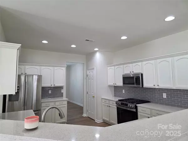 Huntersville, NC 28078,6836 Olmsford DR