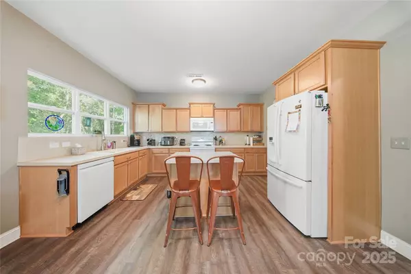 Mount Holly, NC 28120,2104 Lake Vista DR
