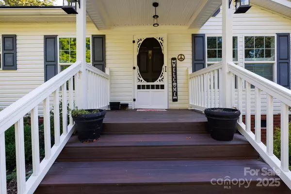 York, SC 29745,2164 Mission RD