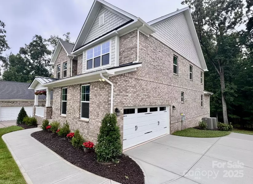 7717 Nautical View DR, Denver, NC 28037