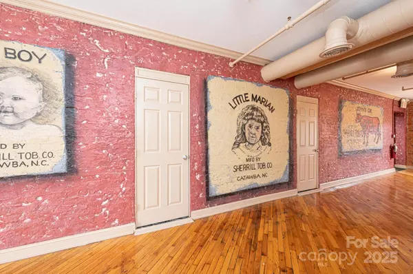 Catawba, NC 28609,100 S Main ST