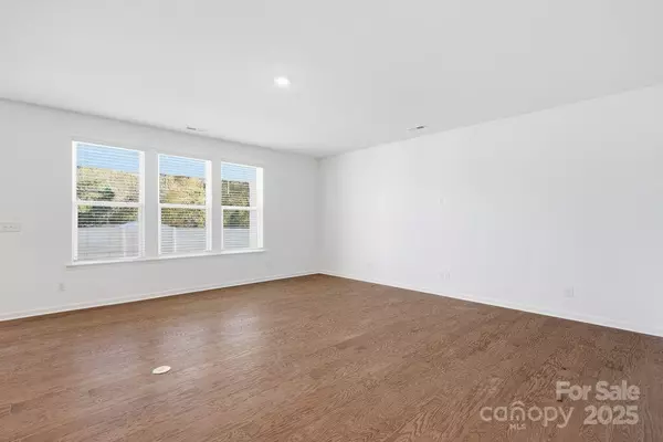 Mooresville, NC 28115,154 Nicholson LN