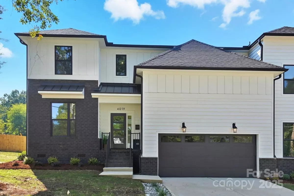 Charlotte, NC 28217,4019 Sarah DR