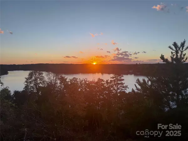 Hickory, NC 28601,3630 8th Street PL NW