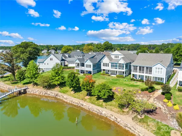Mooresville, NC 28117,124 Sisters Cove CT