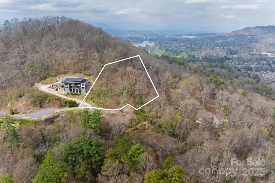 32 Grovepoint WAY, Asheville, NC 28804