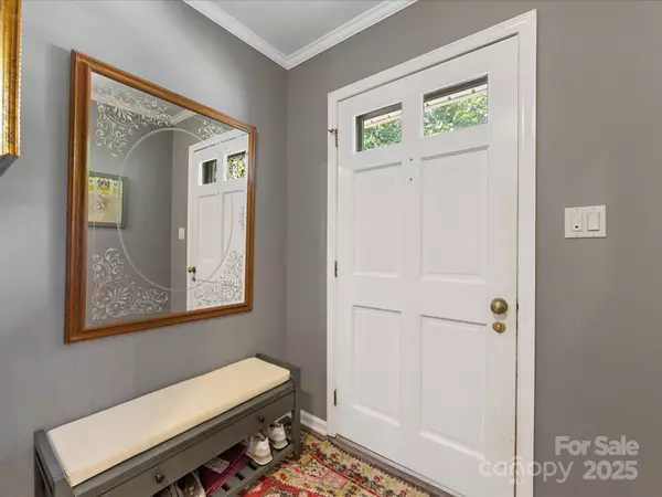 Charlotte, NC 28209,4837 Zephyr LN