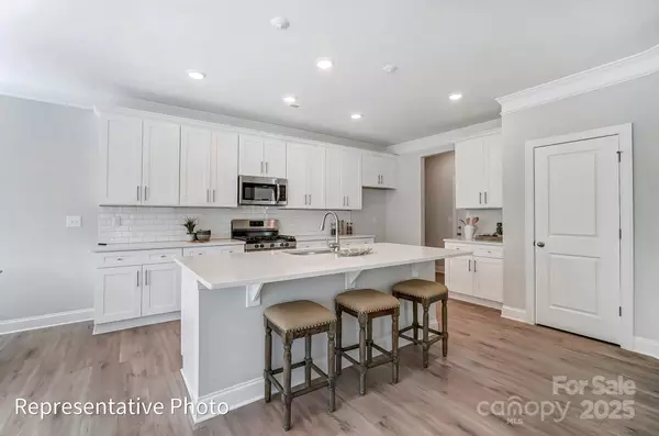 Harrisburg, NC 28075,4251 Black CT