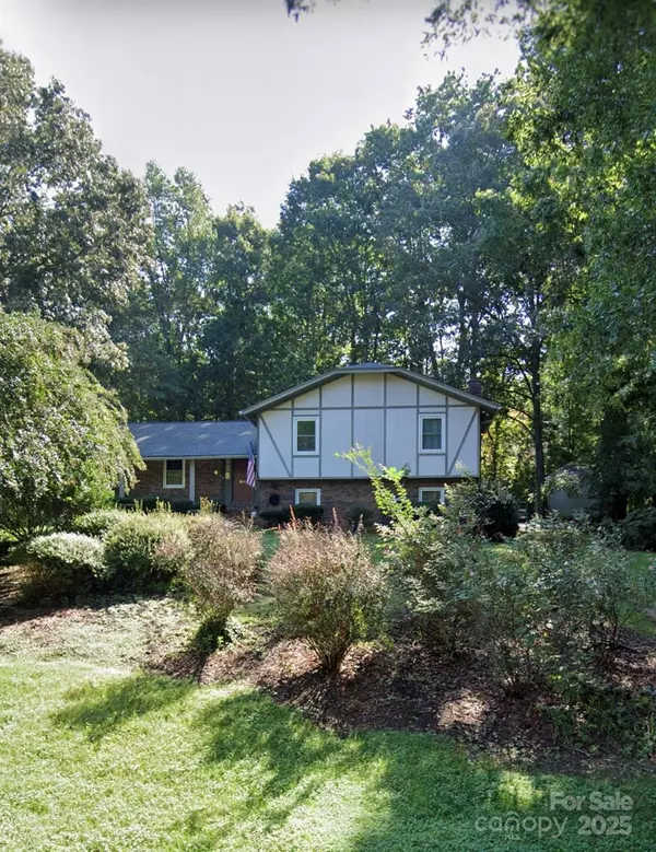 510 4th AVE NE, Conover, NC 28613