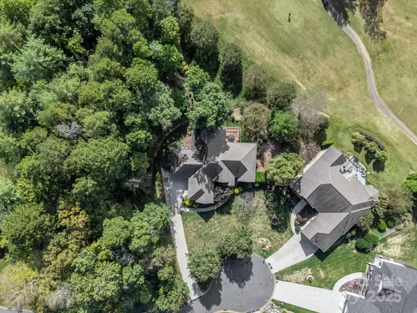 Hickory, NC 28601,49 Divot CT