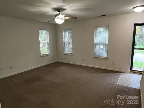 Concord, NC 28025,688 Continental DR