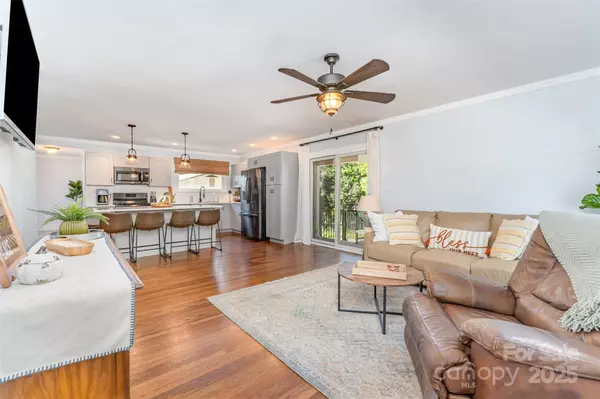 Belmont, NC 28012,105 Peachtree ST