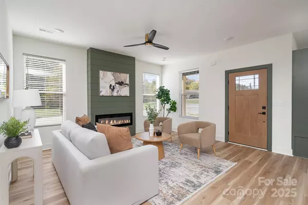 Salisbury, NC 28144,223 Robin CIR