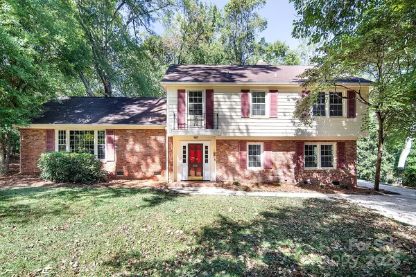 2901 Goneaway RD, Charlotte, NC 28210