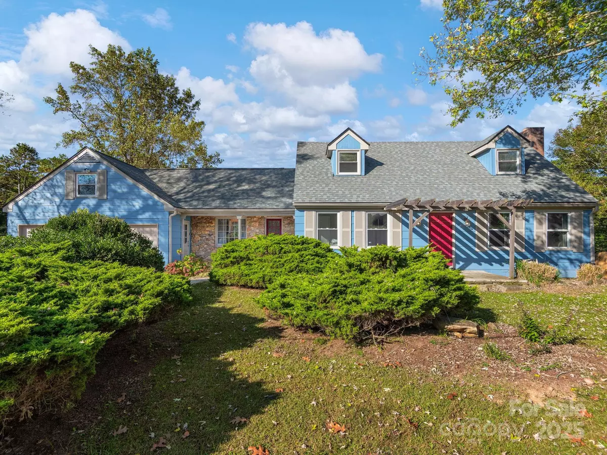 Asheville, NC 28806,120 Whitney DR