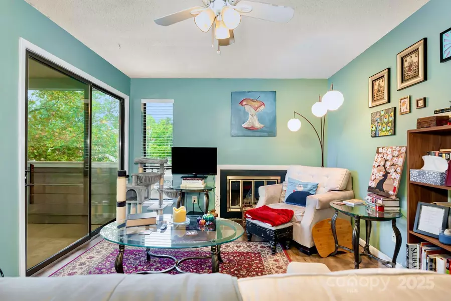 3215 Heathstead PL #D, Charlotte, NC 28210