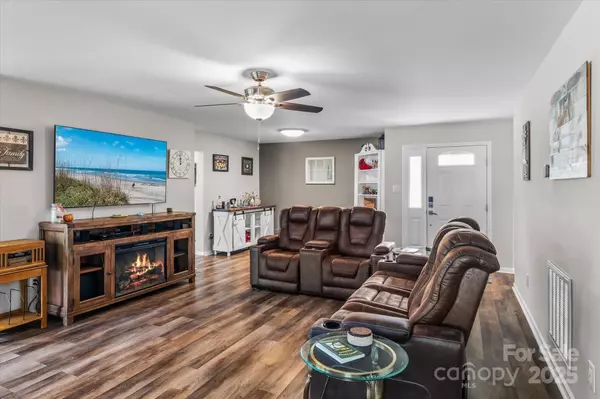 Statesville, NC 28677,127 Rumple Hill DR