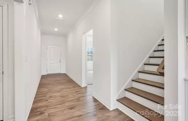 Huntersville, NC 28078,14209 New Crest DR #146