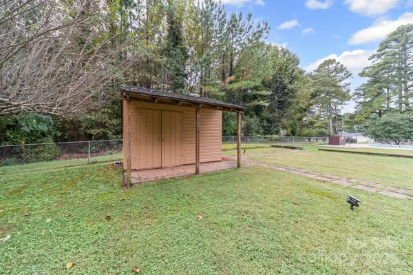 Salisbury, NC 28146,745 Dukeville RD