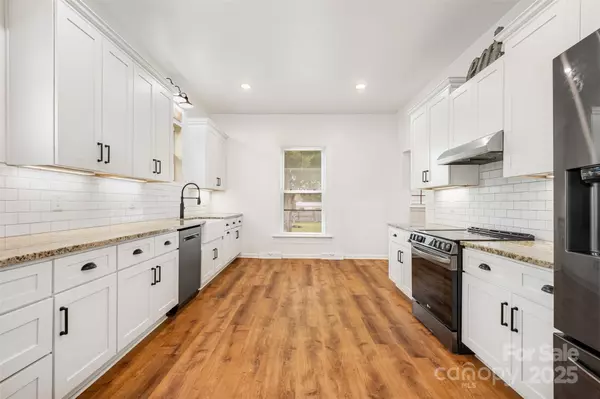 208 S Chapel ST, Landis, NC 28088