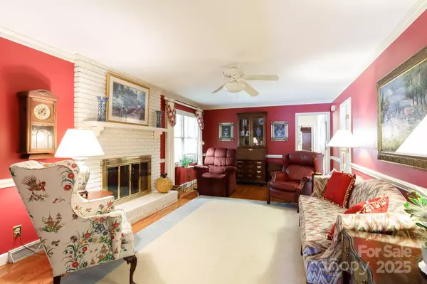 Rock Hill, SC 29730,637 University DR