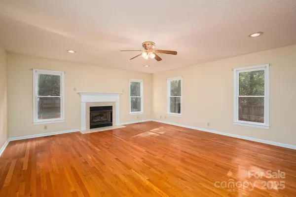 Lincolnton, NC 28092,2064 Colorado CT