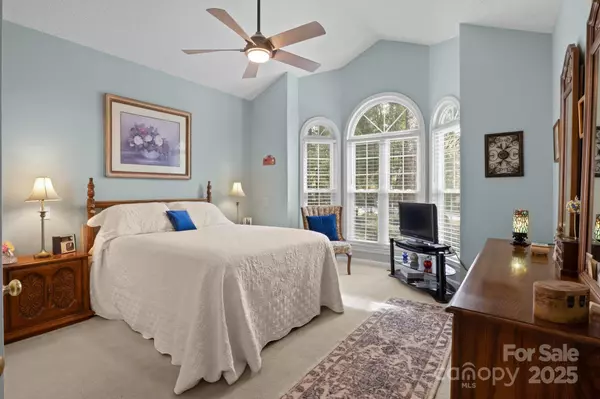 Charlotte, NC 28269,6913 Buckspring LN