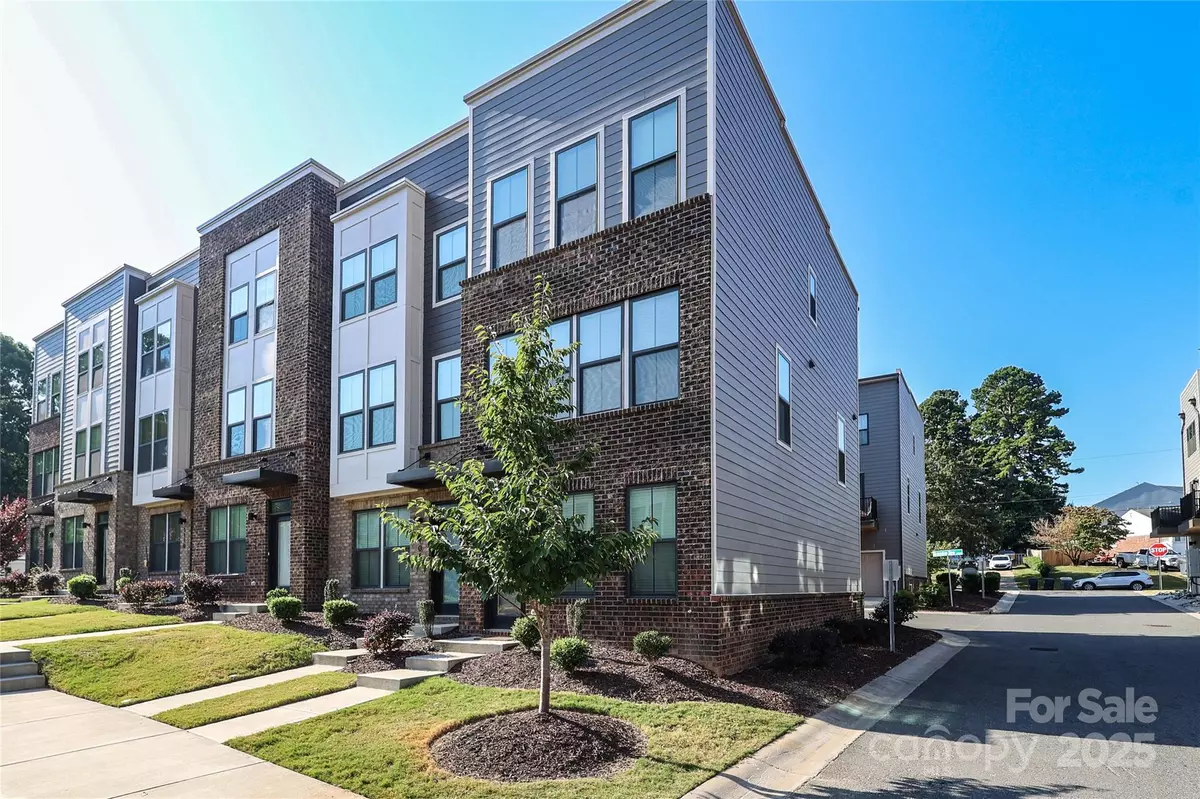 Charlotte, NC 28217,1104 Gleason WAY