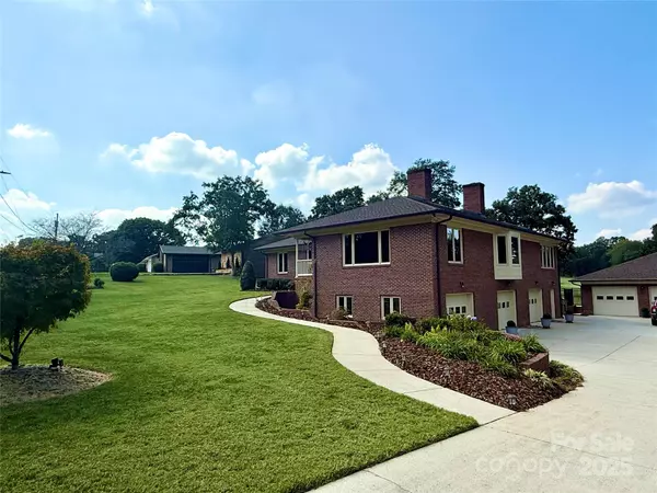 Charlotte, NC 28214,1419 Stoneyridge DR